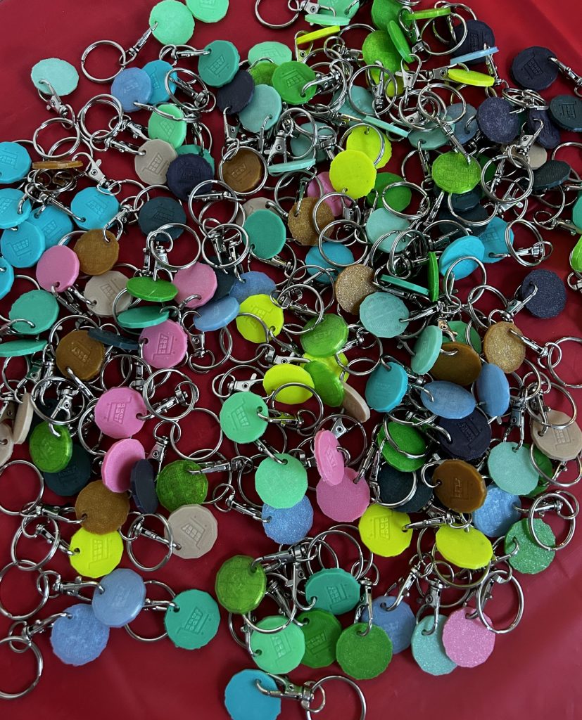 5 x Shopping Trolley Token Coin Plastic Reusable *Random Colours*